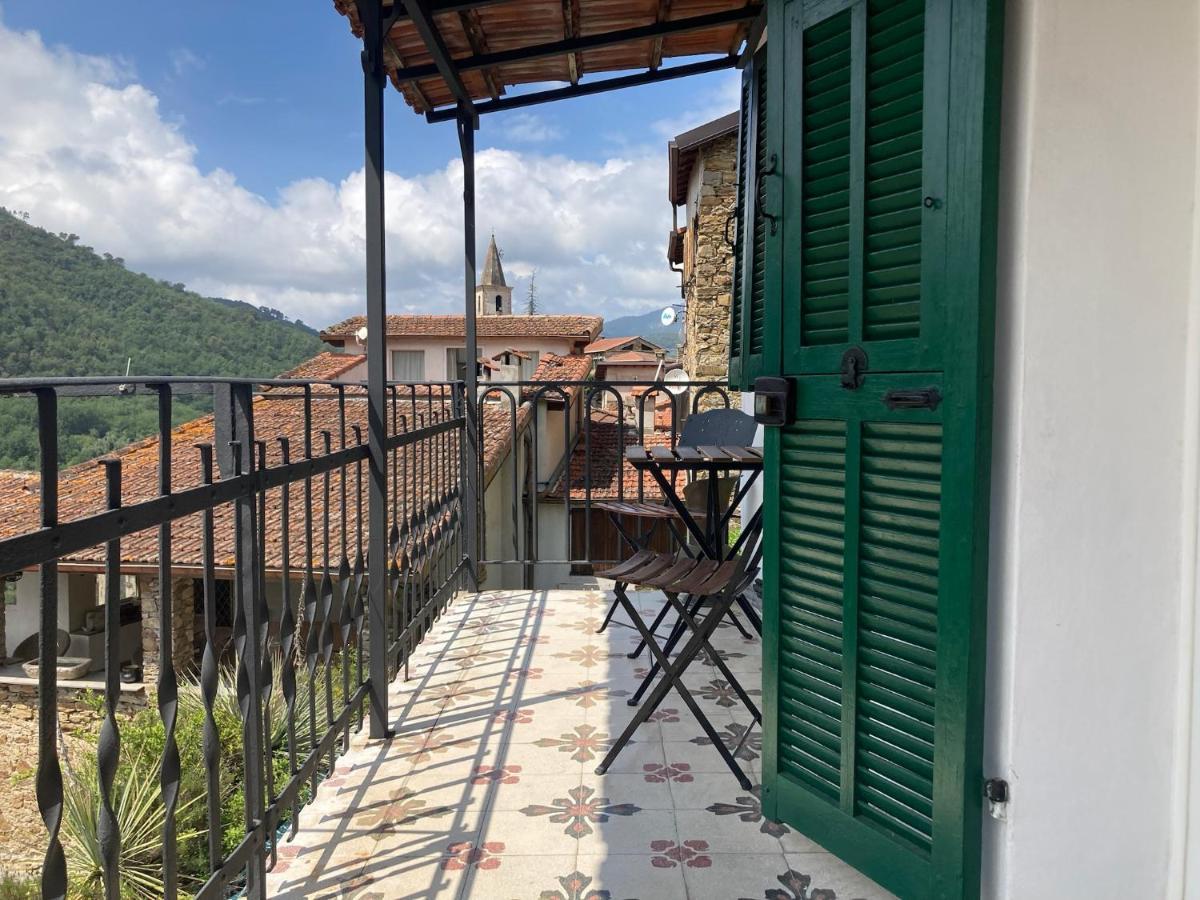 House In The Medieval Village Apricale Exterior foto